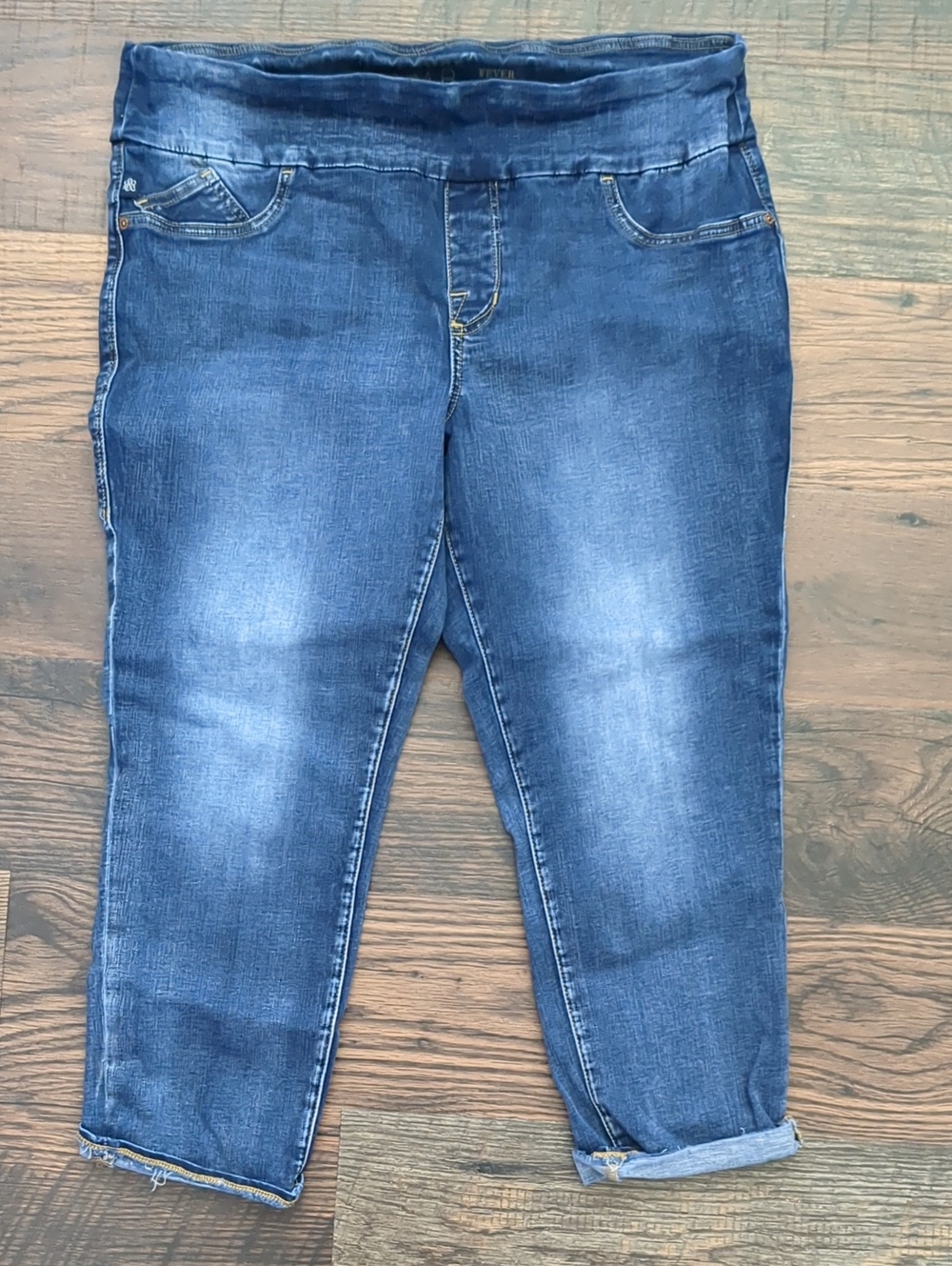 Rock & Republic Fever Denim RX Pull on Blue Jeans, Size 18